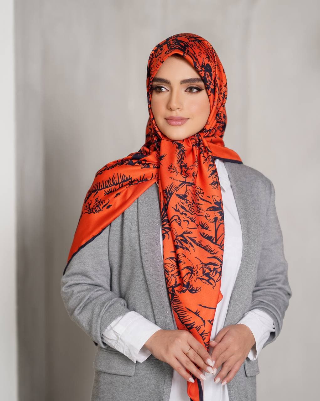 روسری ابریشم توییل ۹۱۶ — تصویر ۶