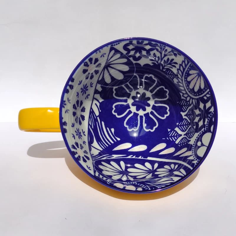فنجان لتهخوری دنیهوم (Danny Home) طرح زرد داخل گلدار — تصویر ۵