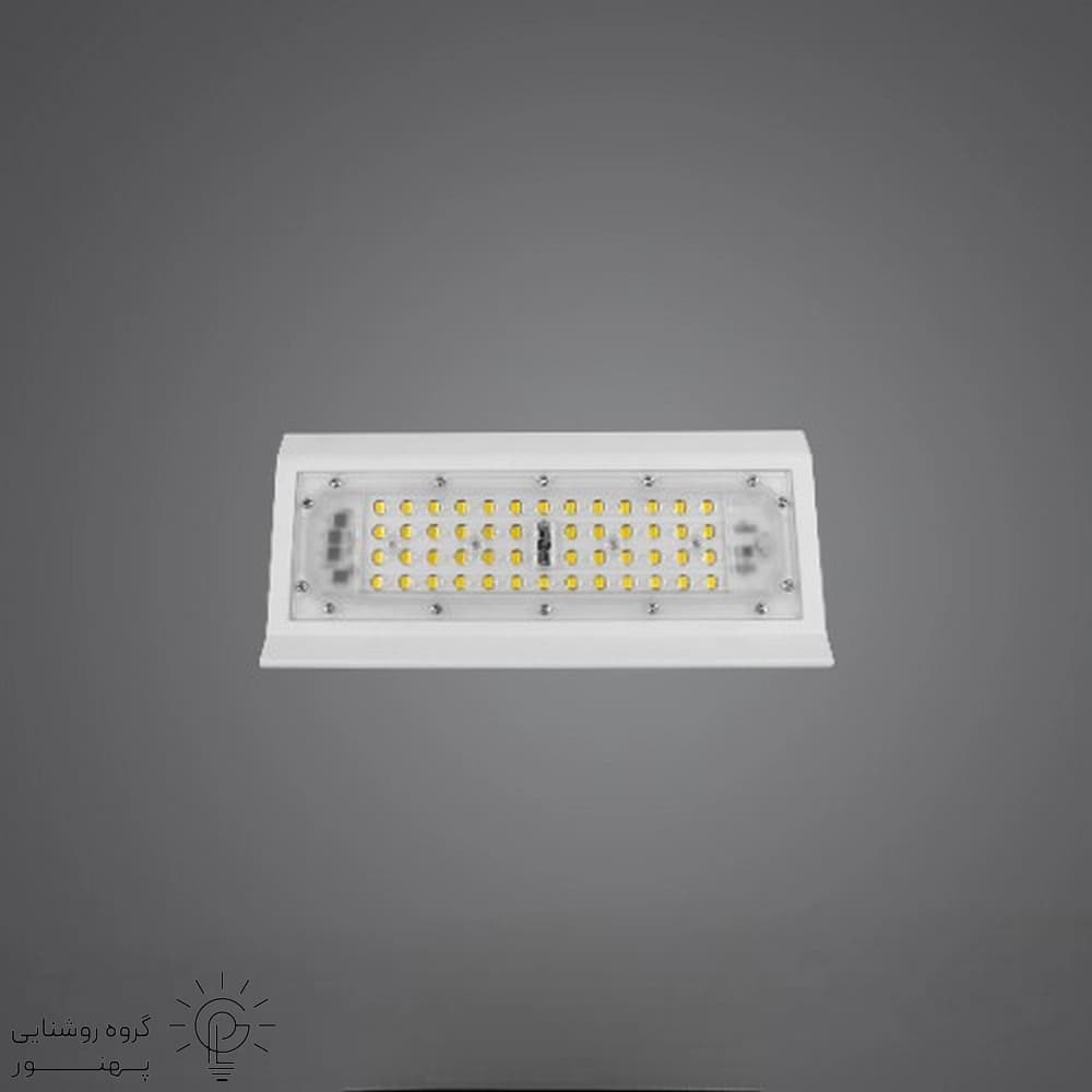 پروژکتور ارشیدا ۵۰ وات SMD پارس شعاع کد6622 — تصویر ۴