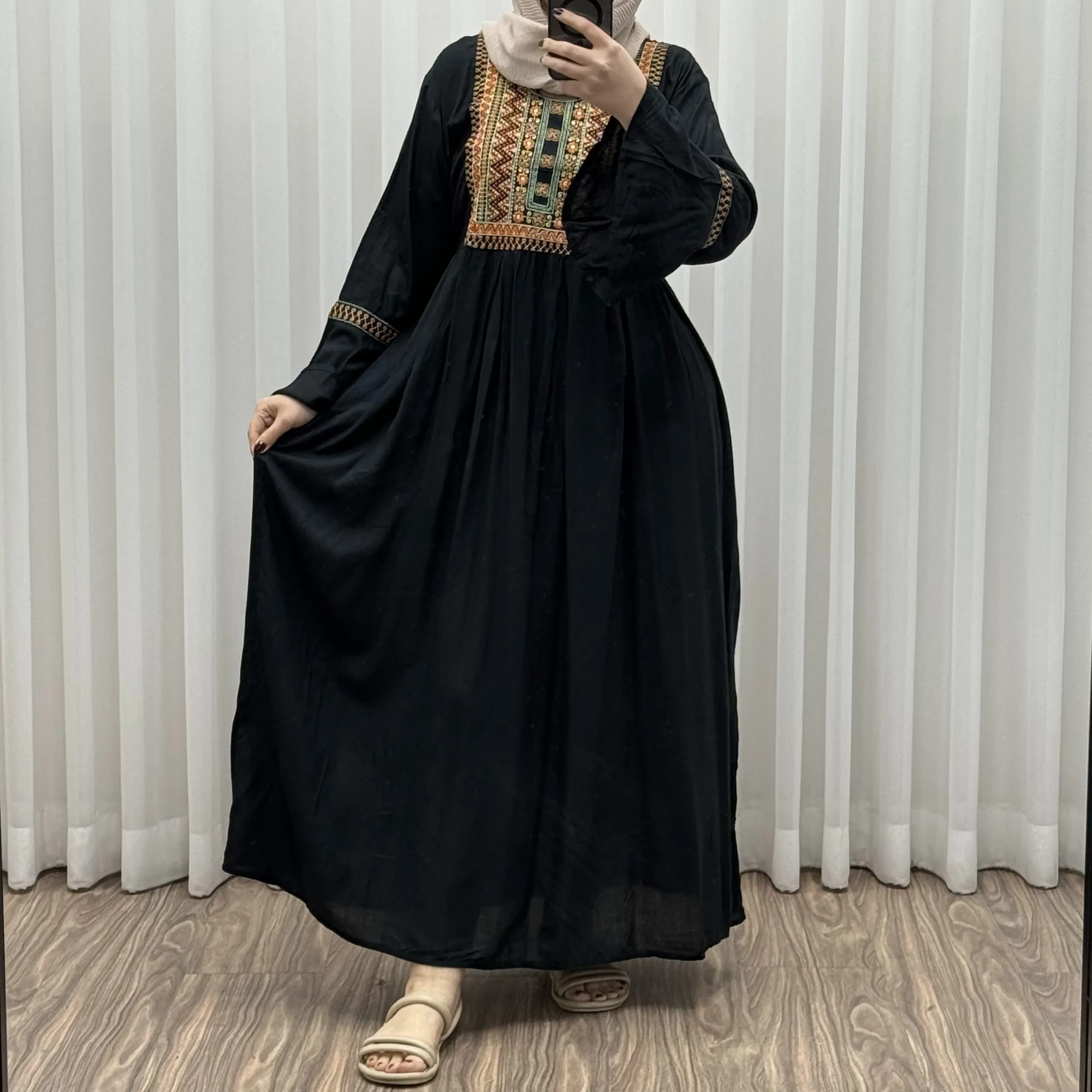 پیراهن نخی گلدوزی شده زنانه مدل مانیا فری سایز مناسب تا سایز 48 — تصویر ۶