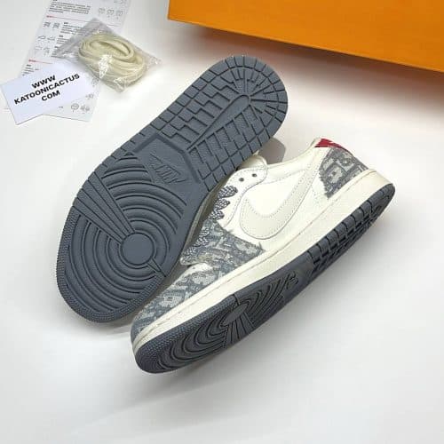 کفش نایک ایر جردن وان لو تراویس اسکات دیور Nike Air Jordan 1 Low Travis Scott x Dior — تصویر ۳