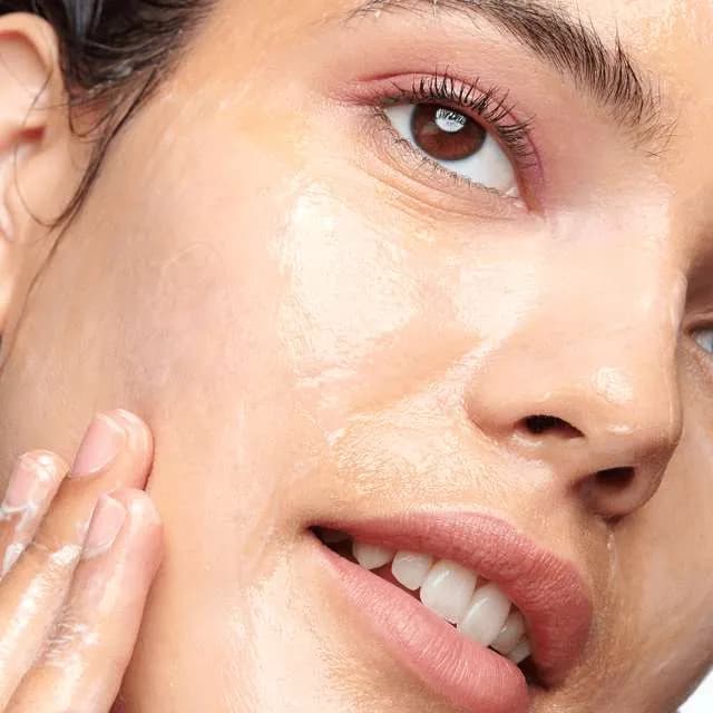 کلینزر کَره ای و پاک کننده آرایش صورت سری وانت اوریفلیم — تصویر ۴