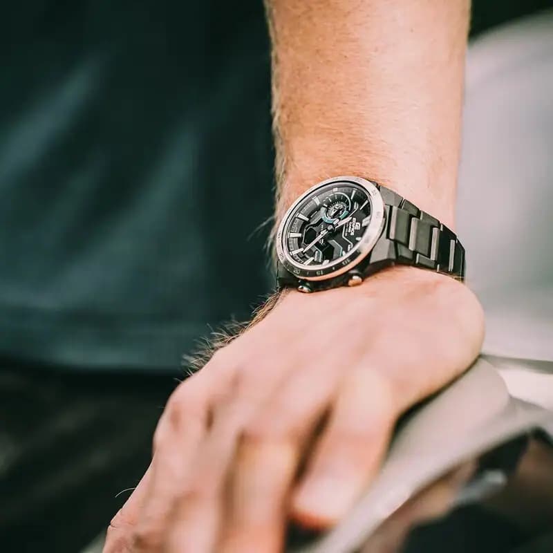 ساعت مچی مردانه کاسیو ادیفایس مدل CASIO ECB-2200DD-1ADF — تصویر ۴