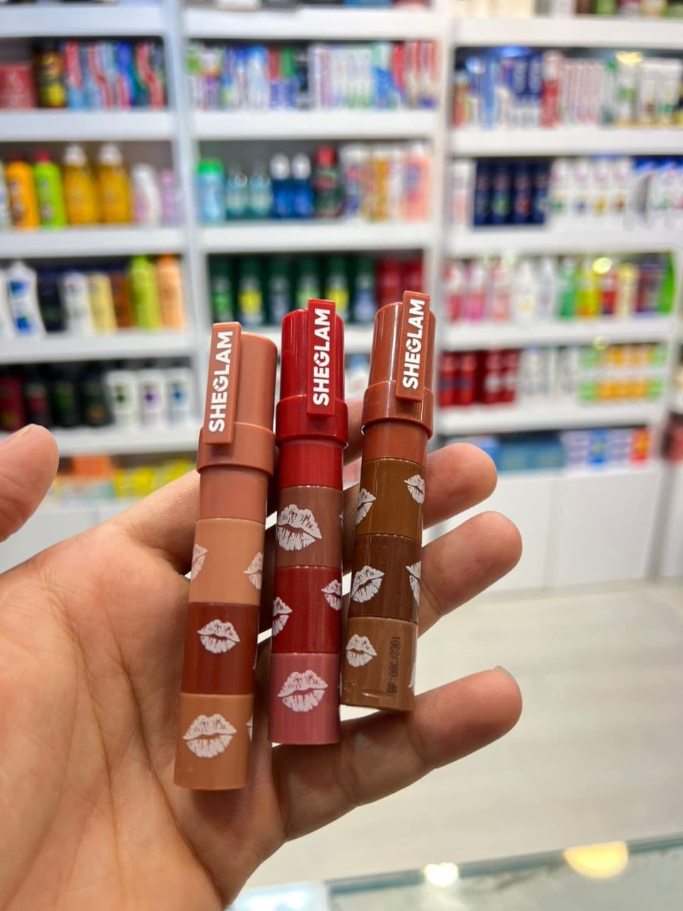 رژلب طبقه ای 4 در 1 شیگلم MEGA LIP STACKS — تصویر ۹