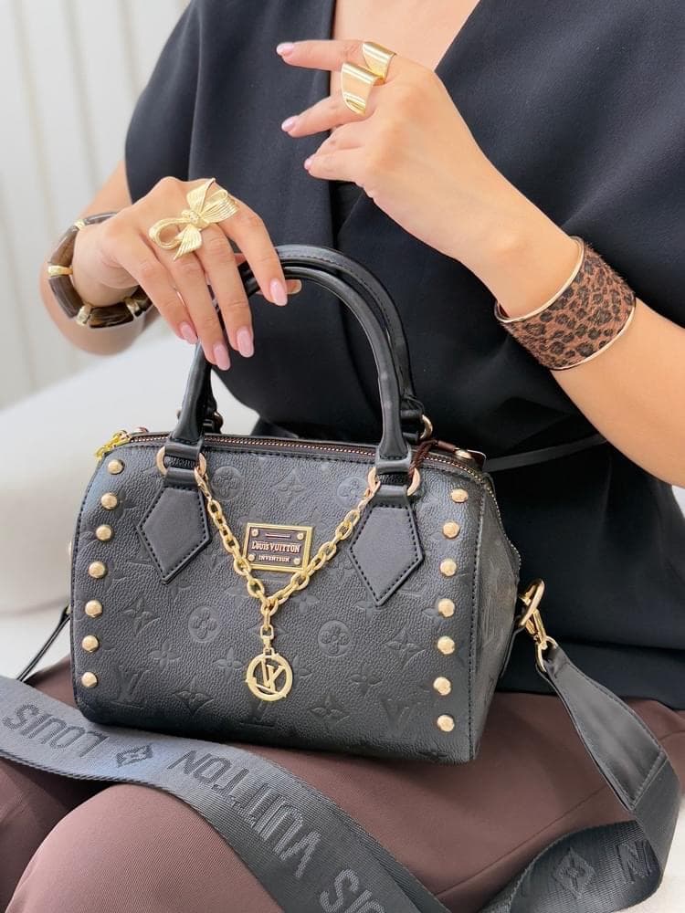کیف زنانه چرم لویی ویتون زنجیردار شیگا سایز متوسط — تصویر ۳