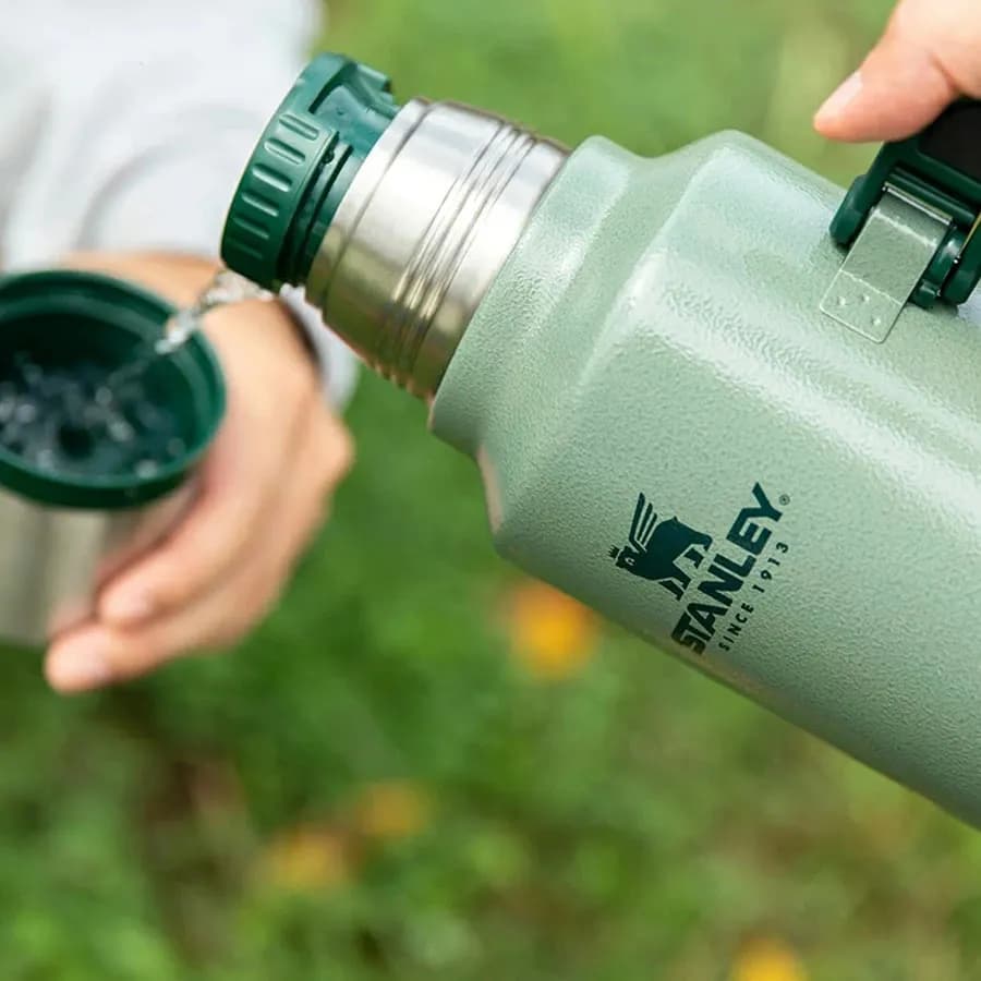 فلاسک کلاسیک استنلی stanley — تصویر ۴