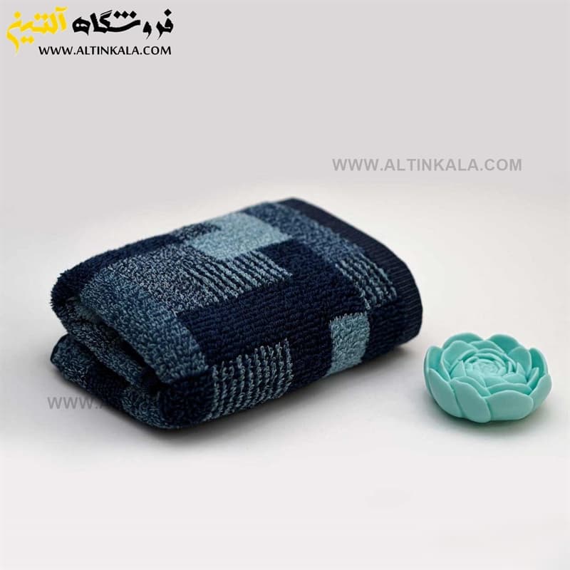 حوله حمامی برق لامع طرح کوبیسم مستطیل سرمه ای سایز 100×165