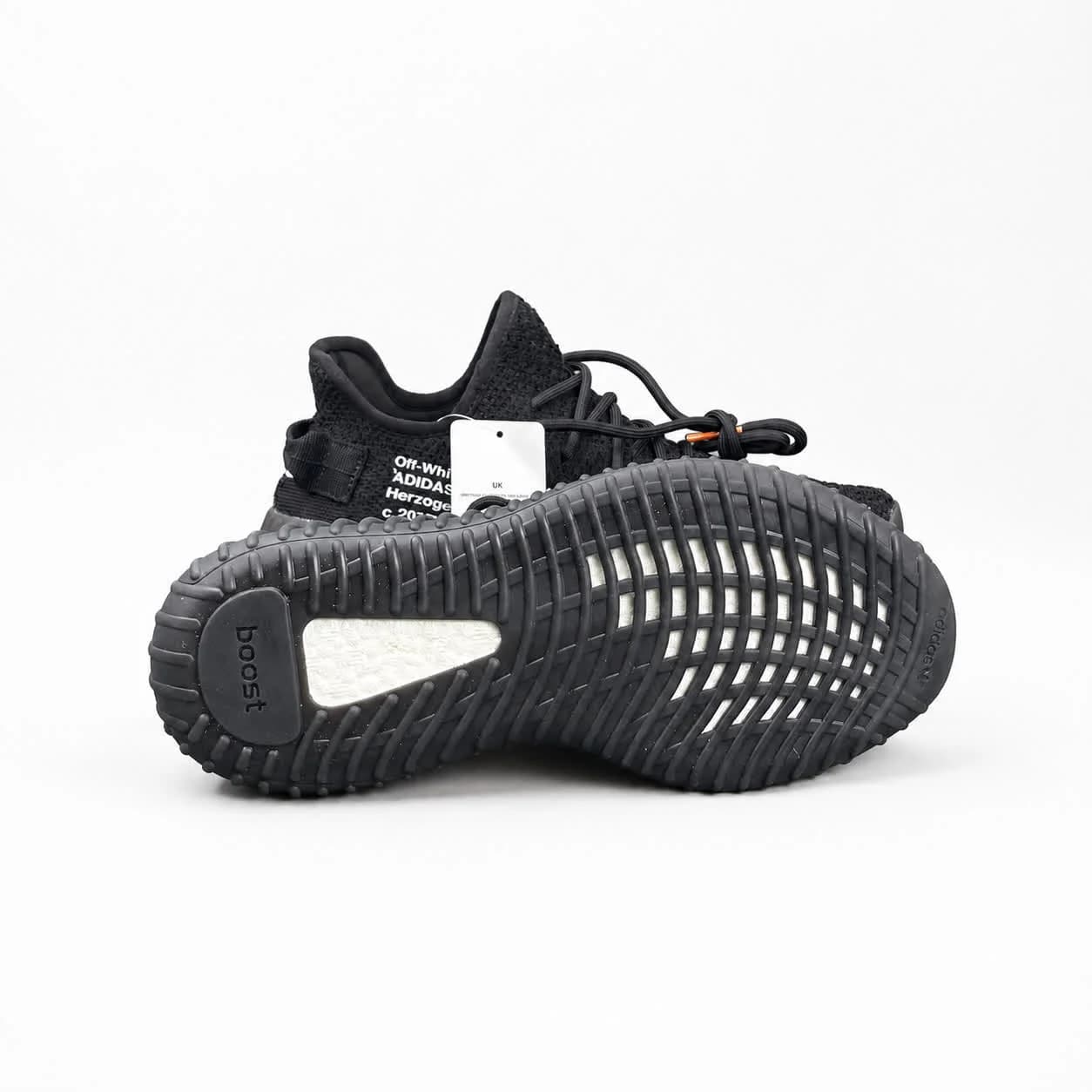کتونی مردانه آدیداس مدل یزی بوست مشکی تمام Adidas Yeezy Boost 350 — تصویر ۴