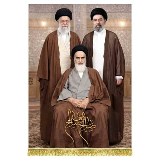 کتیبه مخمل(سه رهبر) امام خمینی رهبر شهید امام خامنه ای و سید مجتبی خامنه ای