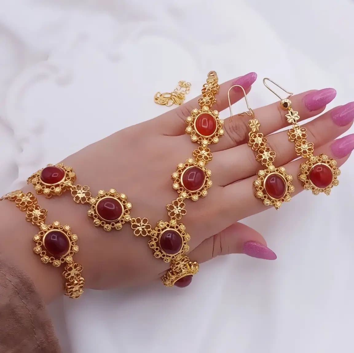 سرویس طرح طلا فیروزه و عقیق 4 — تصویر ۴