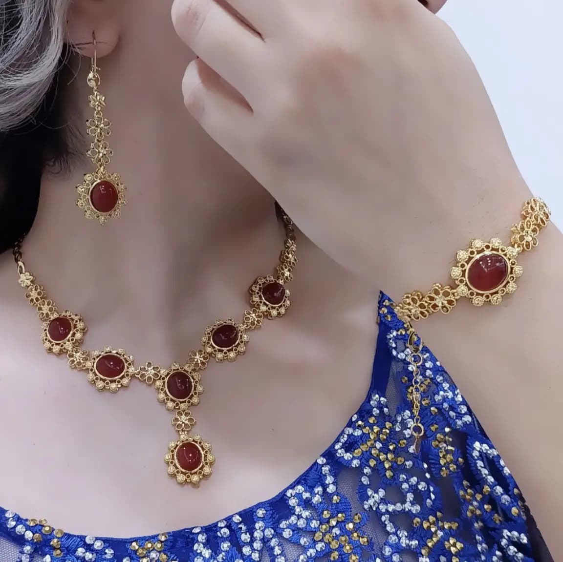 سرویس طرح طلا فیروزه و عقیق 4 — تصویر ۲