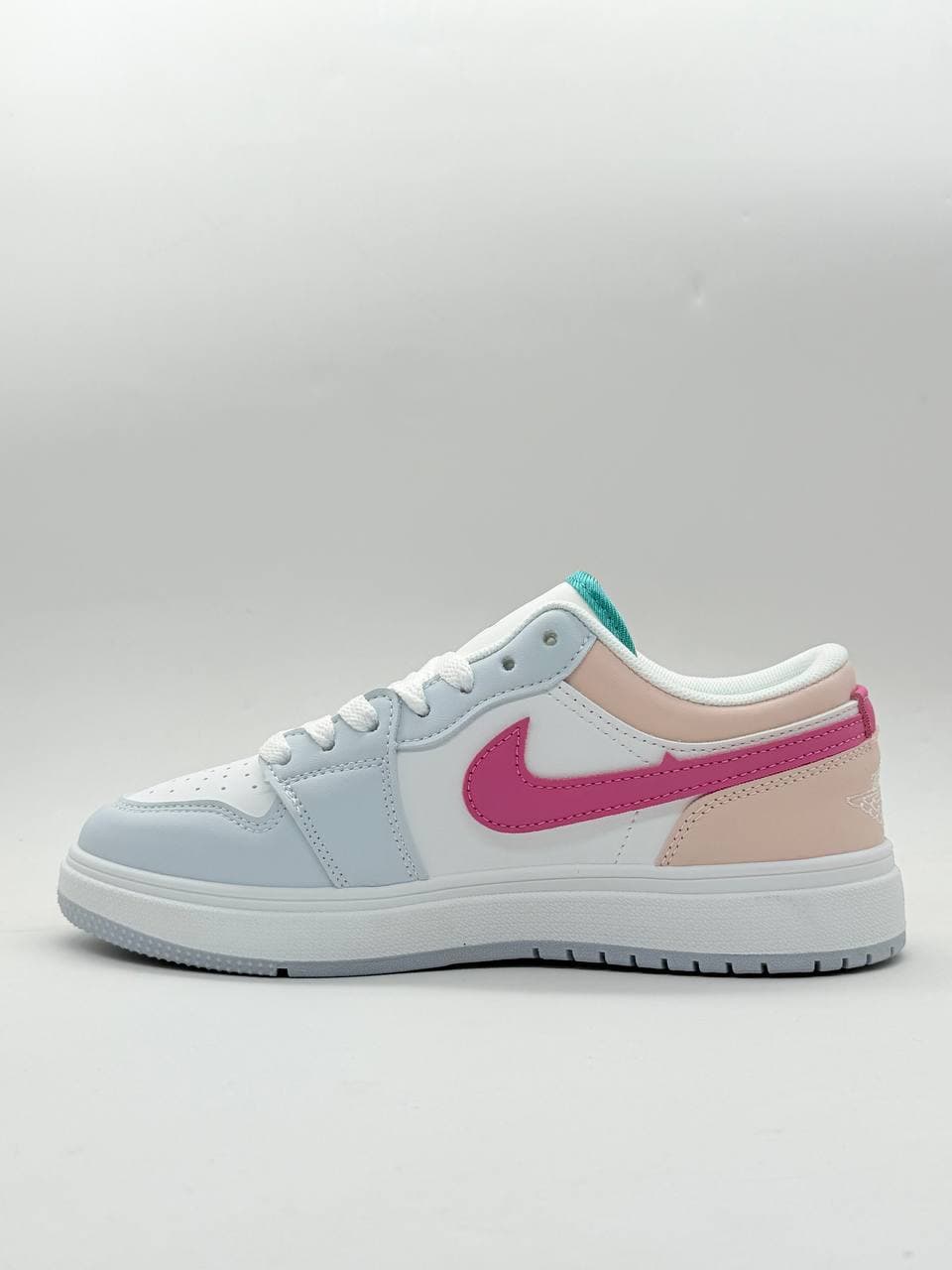 کفش نایک جردن پاریس آبی صورتی Nike Jordan Paris Pink Blue Shoes — تصویر ۷
