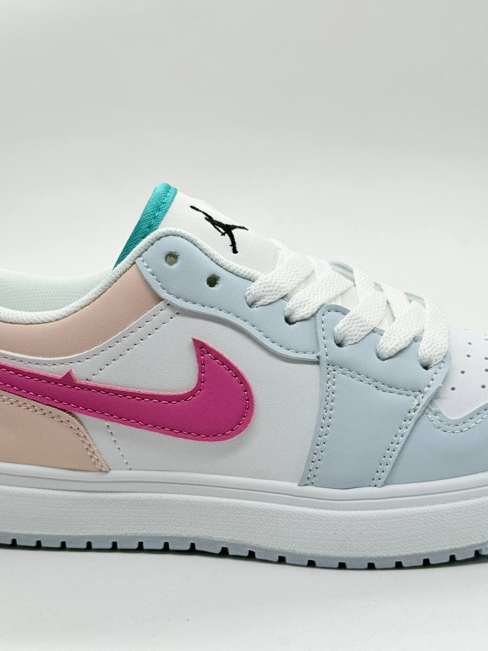 کفش نایک جردن پاریس آبی صورتی Nike Jordan Paris Pink Blue Shoes — تصویر ۵