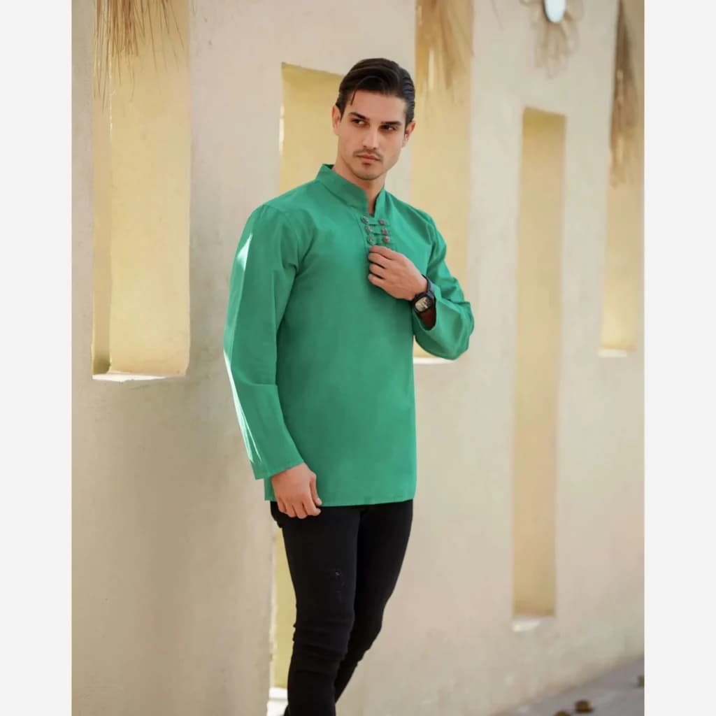 پیراهن مردانه الیاف طبیعی مدل هشت دکمه سبز صابونی سایزبندی 1 تا 5 — تصویر ۳