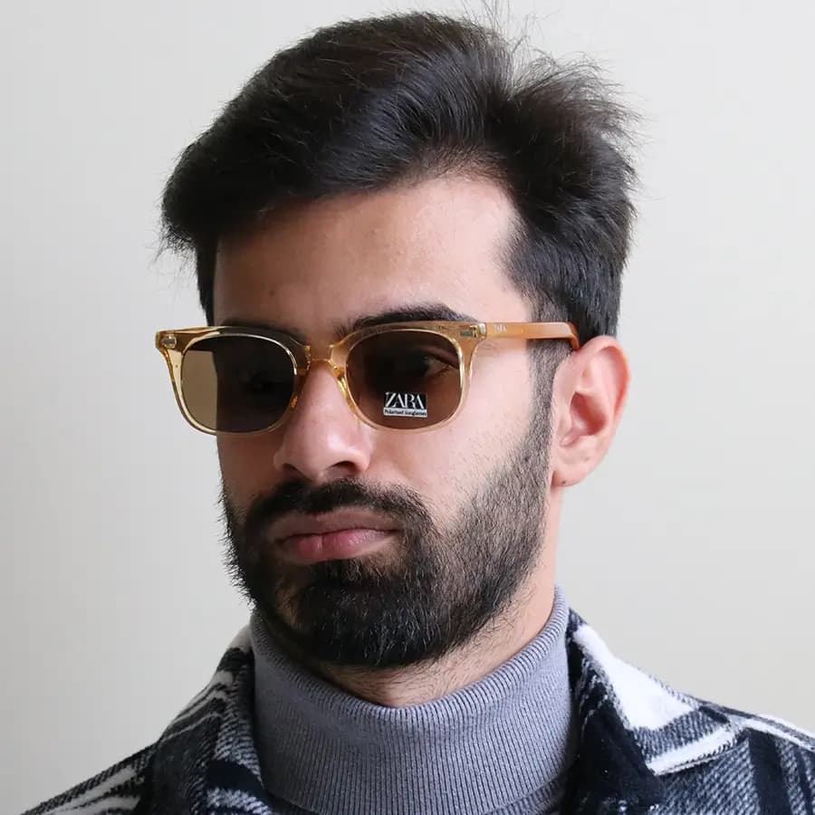 عینک دید در شب ZARA با فریم شفاف و بیرنگ، شکل مربعی، دسته سیمدار و لنز زرد رنگ مدل P9001 — تصویر ۲