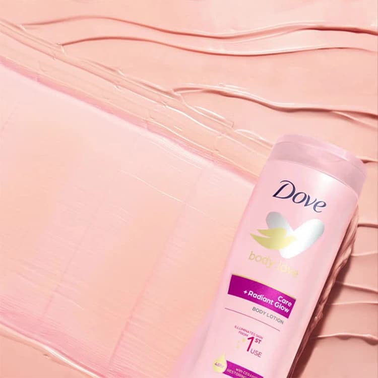 لوسیون بدن Dove مدل Care plus Radiant Glow حجم 400 میلی لیتر — تصویر ۲