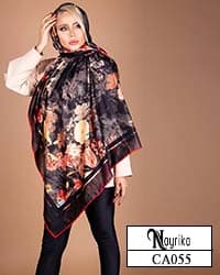 روسری نخی سایز ۱۴۰ مشکی با گلهای پاییزی و دور دوخت قرمز کد CA055