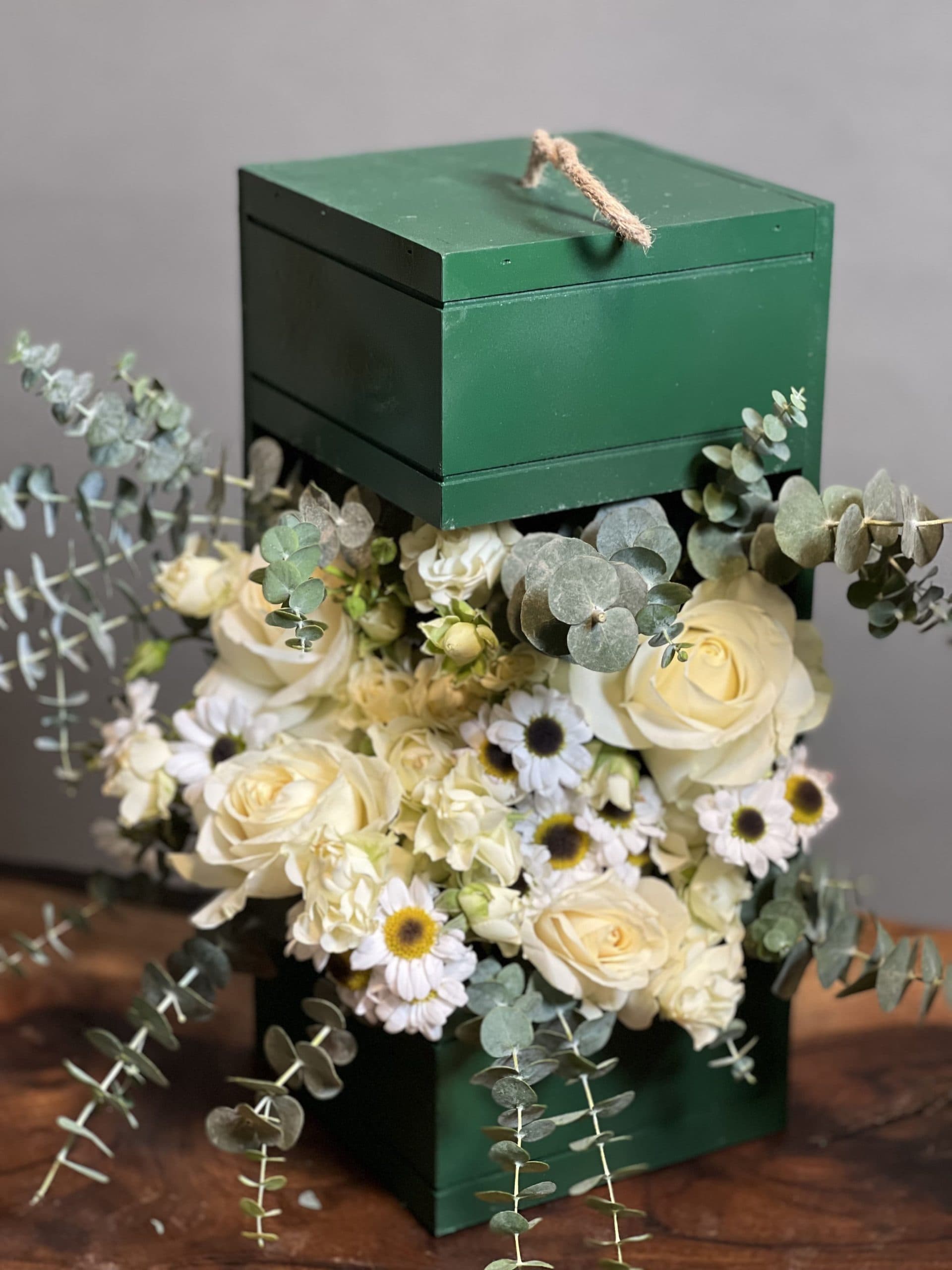 باکس گل گرین وایت (سبد گل) — تصویر ۳