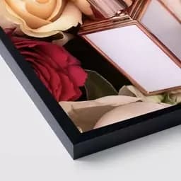 تابلو مدرن گروه تولیدی بکلیت طرح میکاپ و لوازم آرایش کد B-2837 — تصویر ۳
