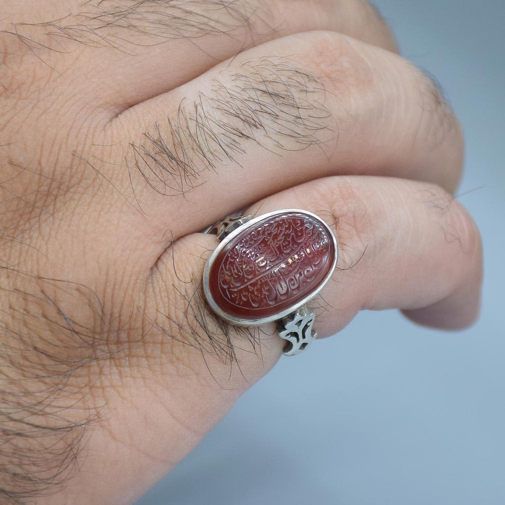 انگشتر عقیق یمنی خطی “آیه و من یتق الله” مردانه «کد 6407» — تصویر ۴