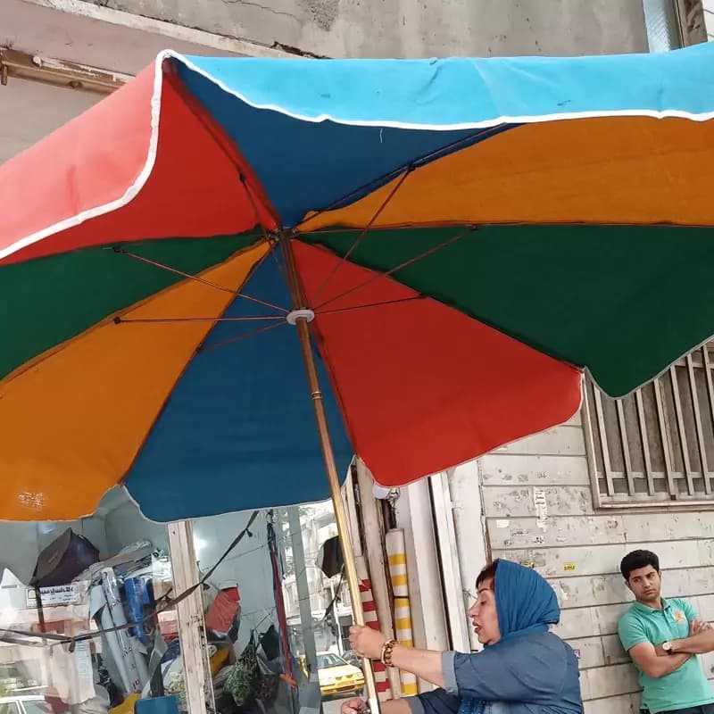 چتر هشت ضلعی برزنتی 2 متری مناسب آفتاب چند رنگ — تصویر ۵