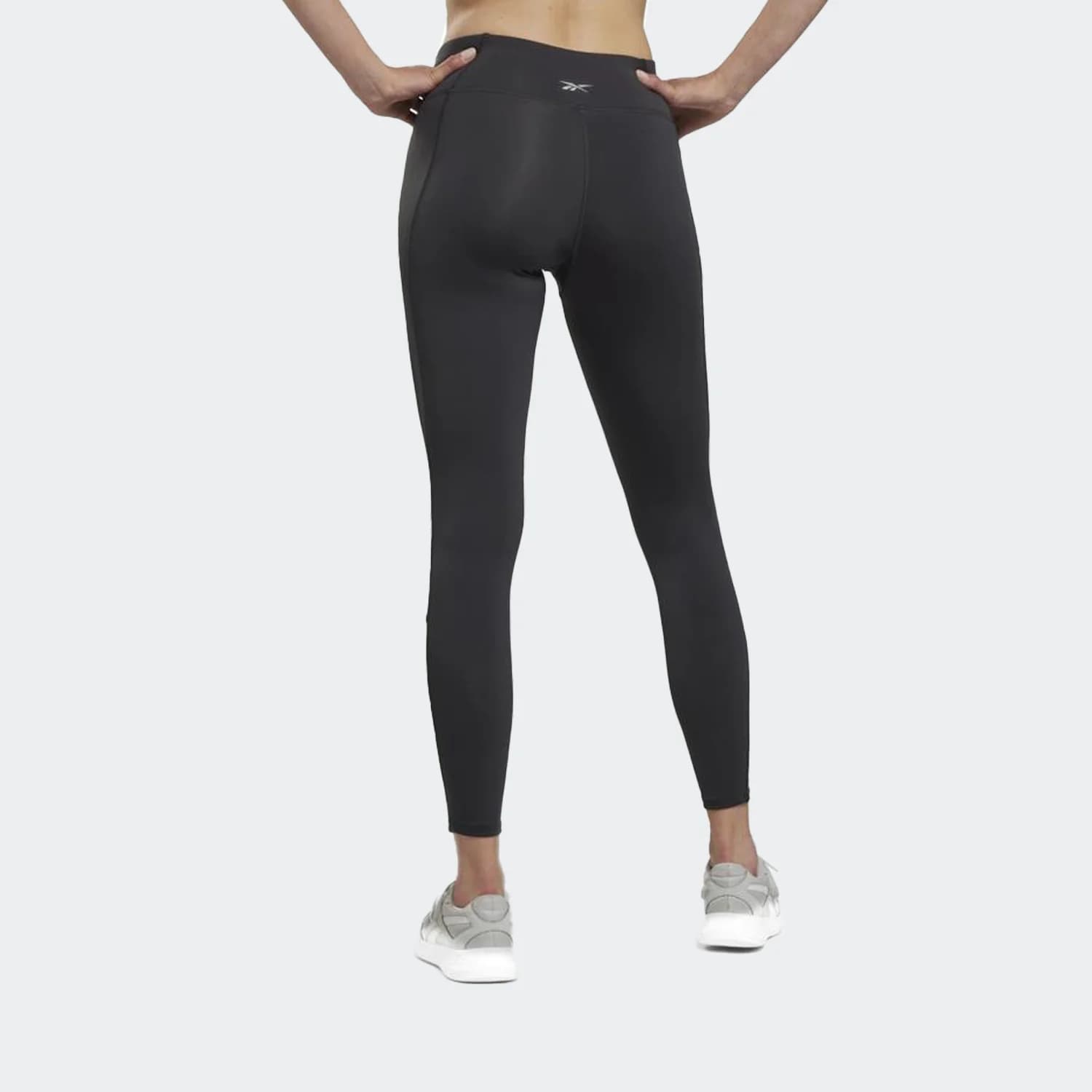 لگ زنانه ریباک مدل Running Printed Leggings — تصویر ۳