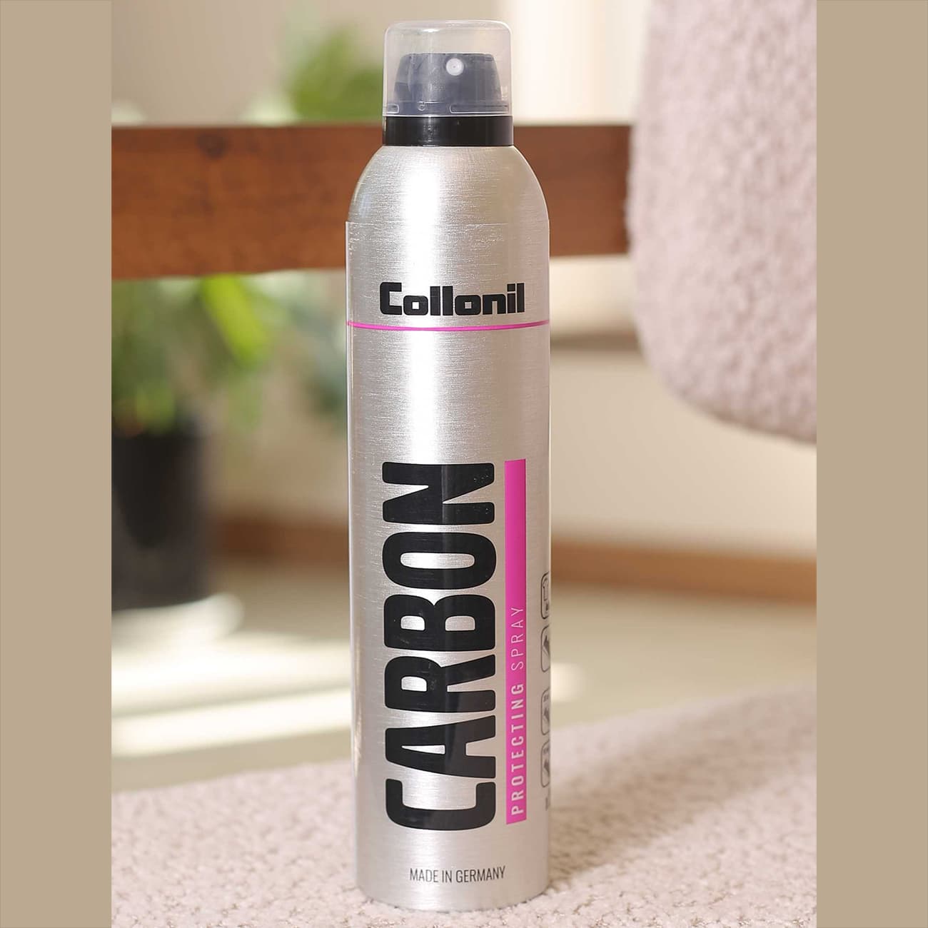 اسپری ضدآب و ضدلک کننده کفش کلنیل 300 میلیلیتری Collonil Carbon Protect Spray با فناوری کربن — تصویر ۷