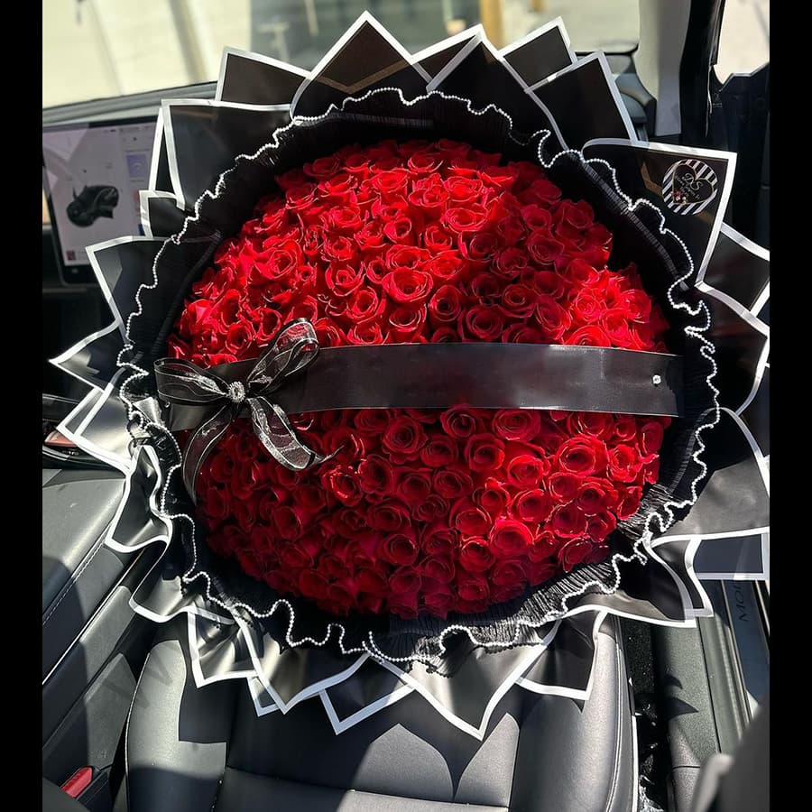 دسته گل ماریکا — تصویر ۲