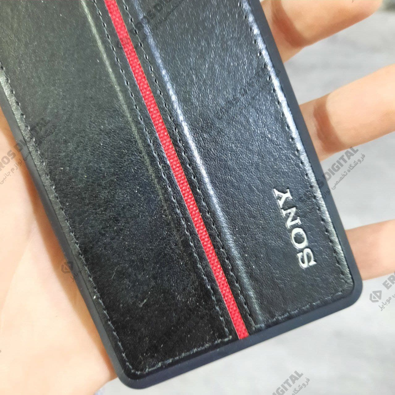 قاب گوشی Sony Xperia XA مدل پشت چرم با لوگو — تصویر ۳