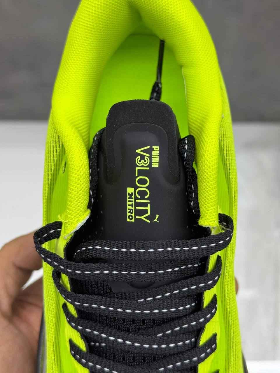 کتانی پوما ولوسیتی نیترو puma velocity nitro سبز فسفری — تصویر ۲