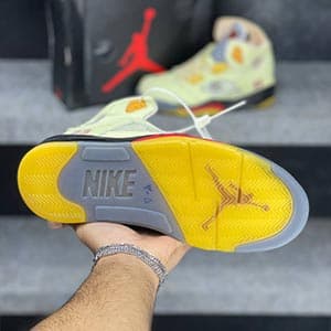 جردن 5 آف وایت کرمی — تصویر ۵