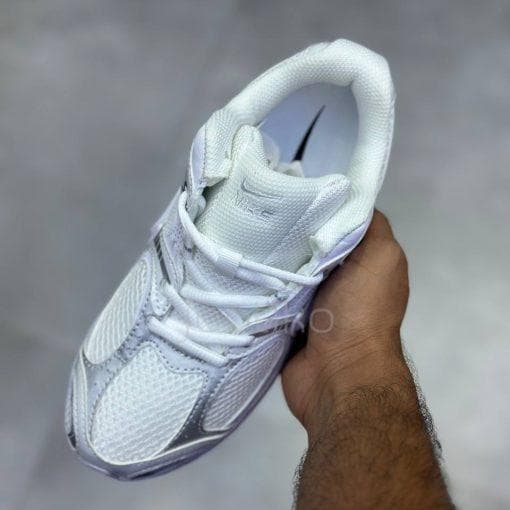 کفش کتونی زنانه نایک وی فایو آر ان آر سفید سیلور Nike V5 RNR White Metallic Silver — تصویر ۳