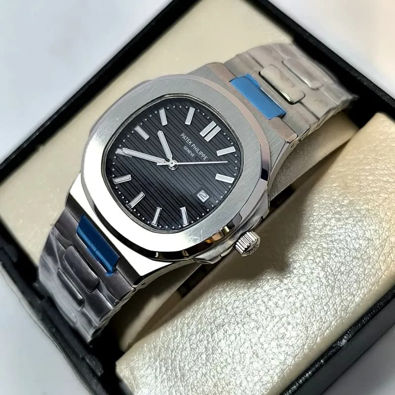 ساعت پتک فلیپ Nautilus تاریخ دار – کیفیت مستر