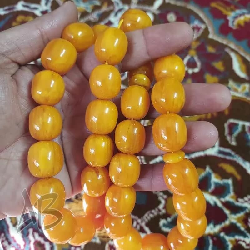تسبیح سندلوس 33 دانه کد 962 بودار تراش برمیلی لبه گرد زرد بسیار زیبا آقابزرگ — تصویر ۵
