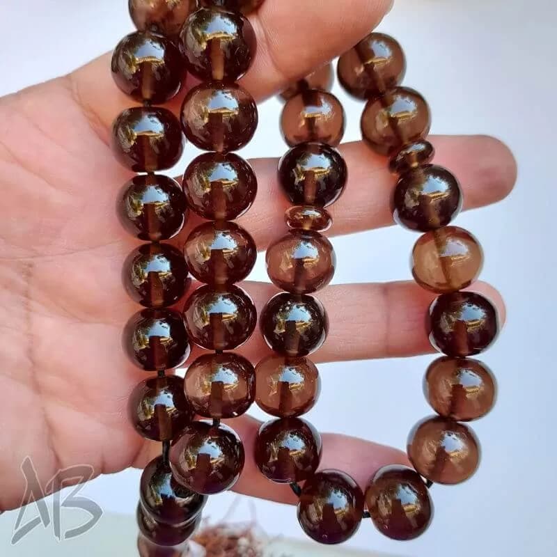 تسبیح سندلوس 33 دانه کد 954 بودار تراش گرد رنگ بسیار خاص و زیبا آقابزرگ — تصویر ۴