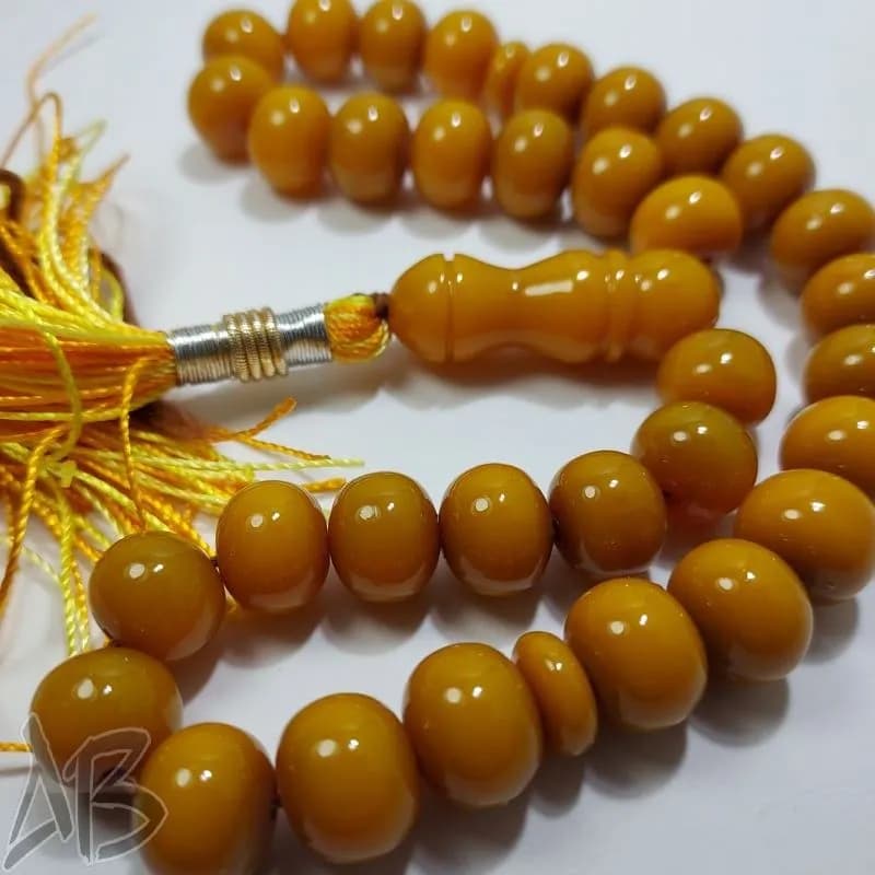 تسبیح سندلوس 33 دانه بودار تراش چرتکه ای خوش رنگ و خوش دست کد 841 آقابزرگ