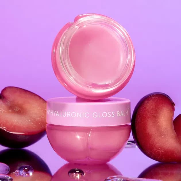 Plum Plump Hyaluronic Acid Lip Gloss Balm بالم براق لب حاوی هیالورونیک اسید Plum Plump گلو رسپی — تصویر ۳