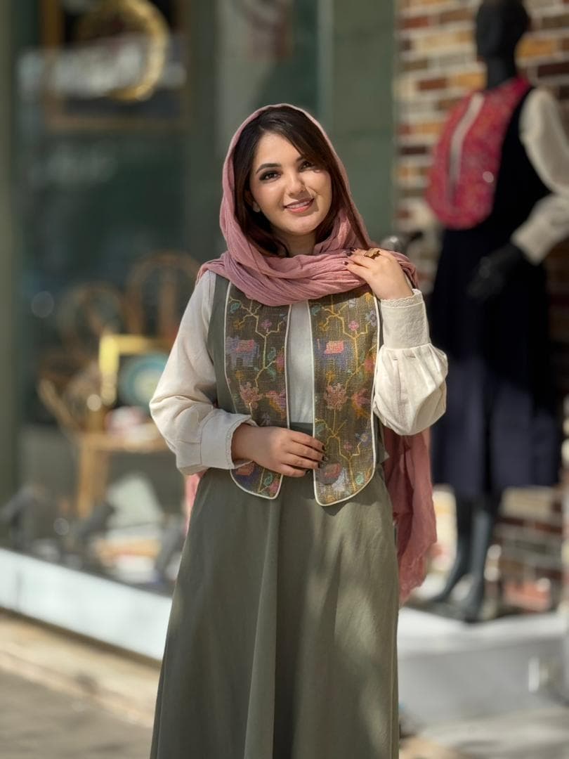 ست سه تیکه دیبا یشمی — تصویر ۴