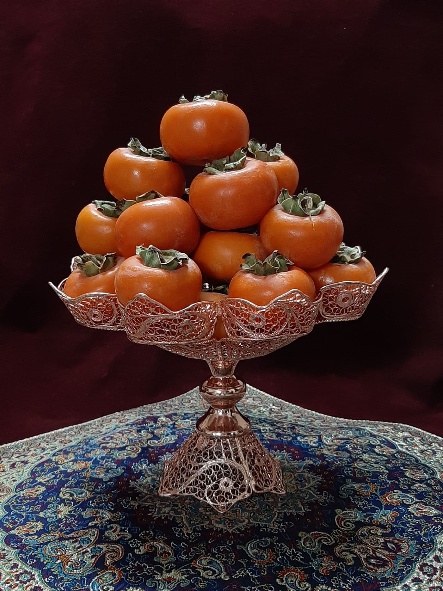 میوه خوری دکوری طرح گل ملیله کاری پایه دار — تصویر ۴