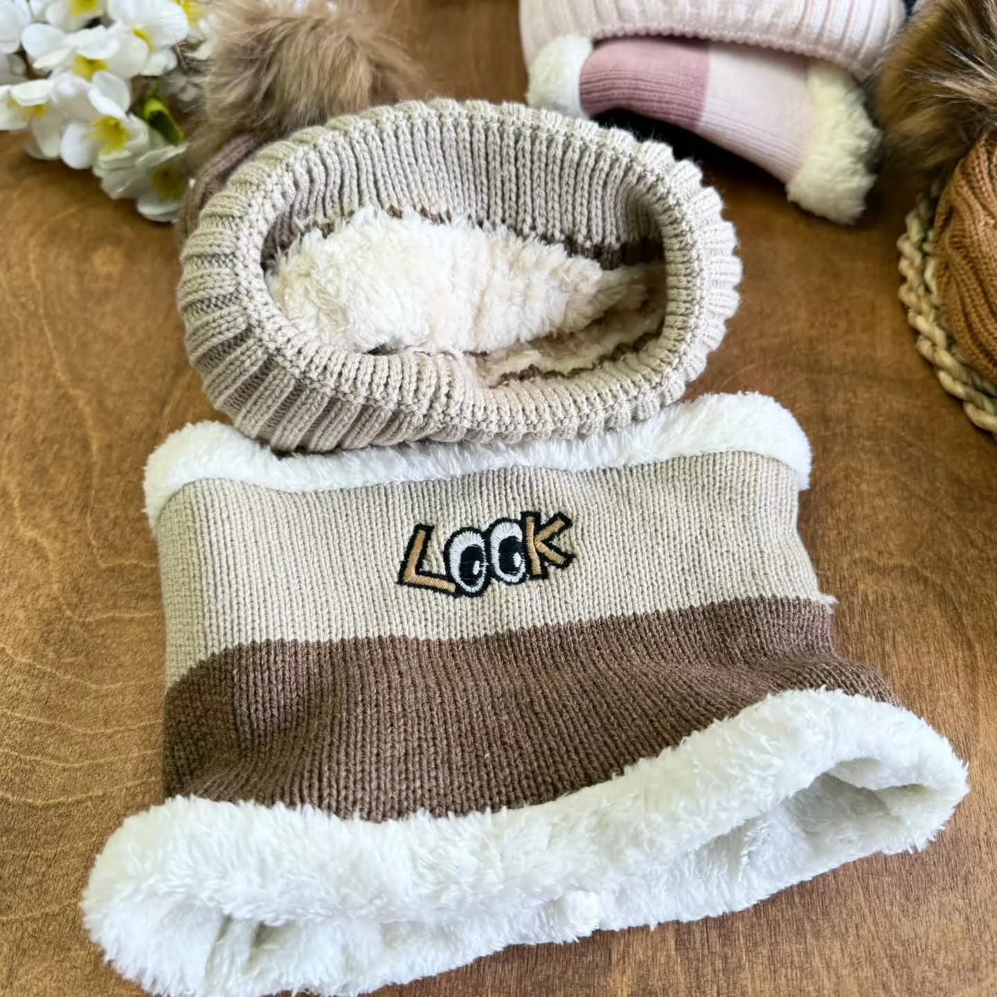 کلاه و شال بافت گردنی طرح look کد 5480 — تصویر ۳