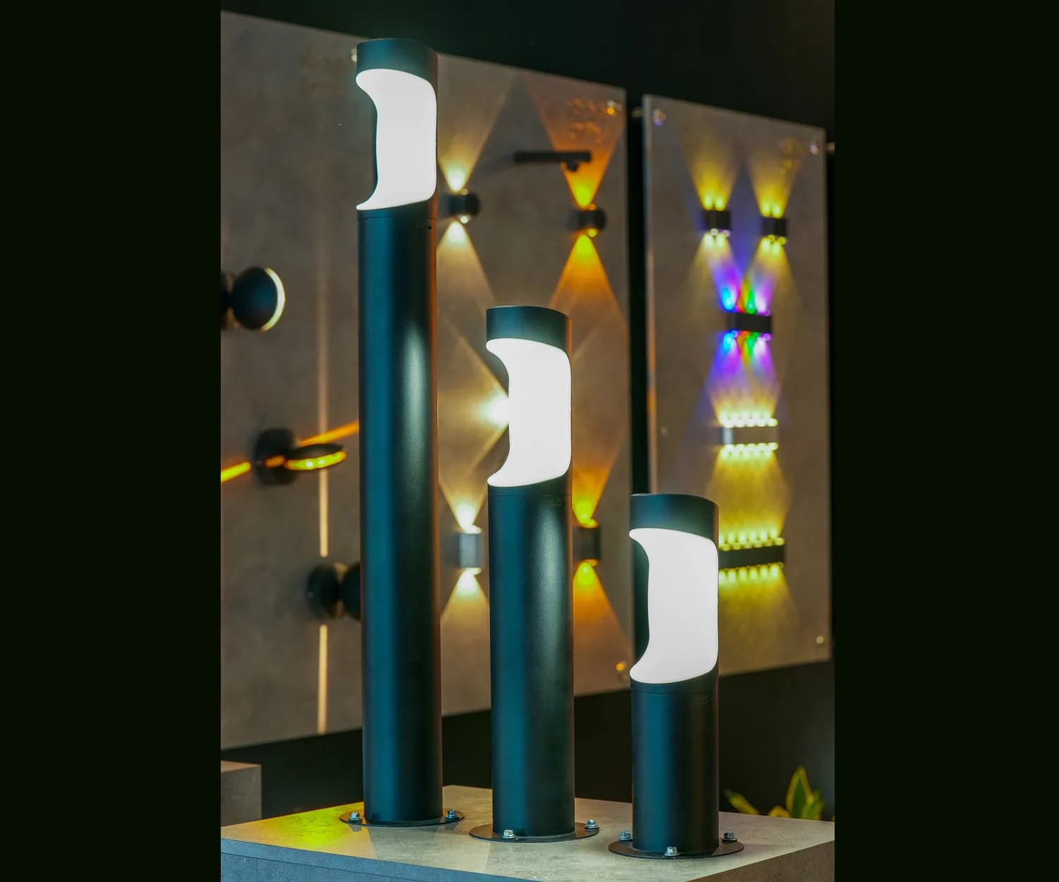 چراغ (80cm/15W) کد 260 پارکی سورا زمرد نور