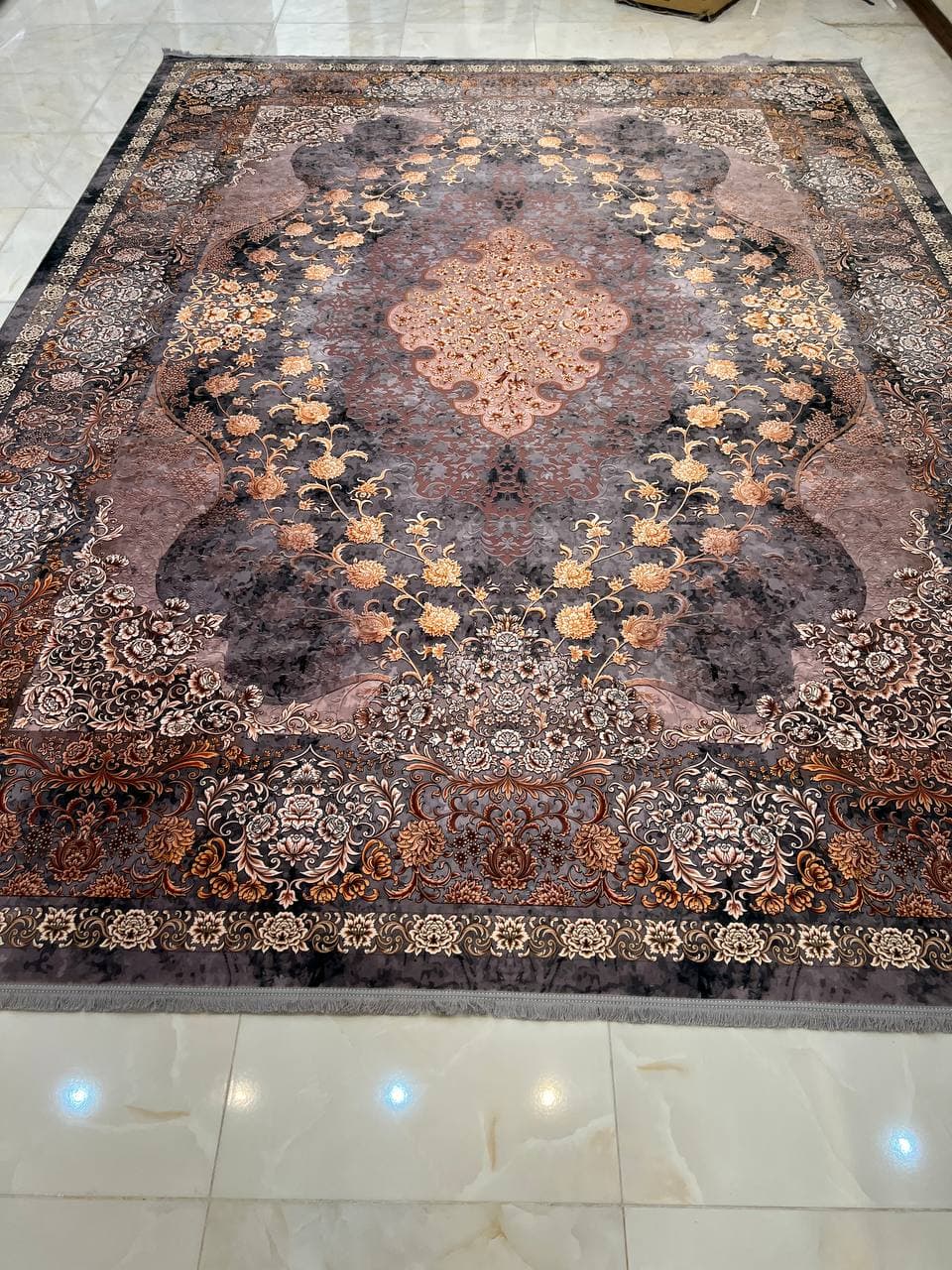 فرش طرح دستباف کد 401412 خاکستری 1200 شانه — تصویر ۶