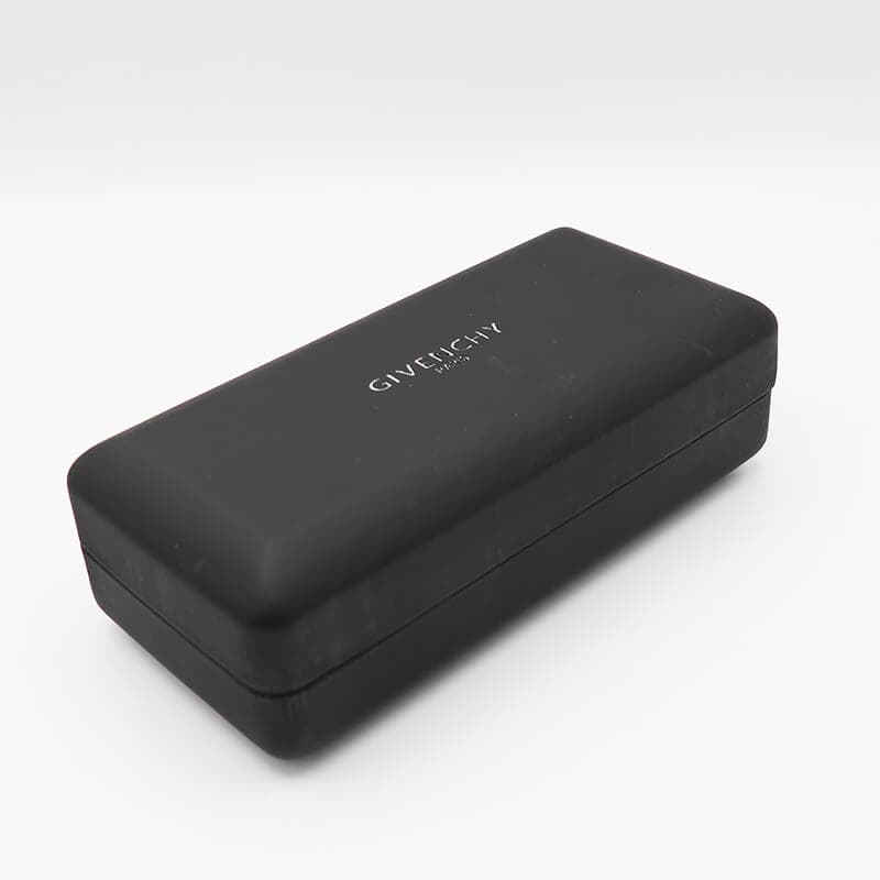پک اورجینال عینک برند ژیوانشی Givenchy با تمام تجهیزات مدل 992173 — تصویر ۲