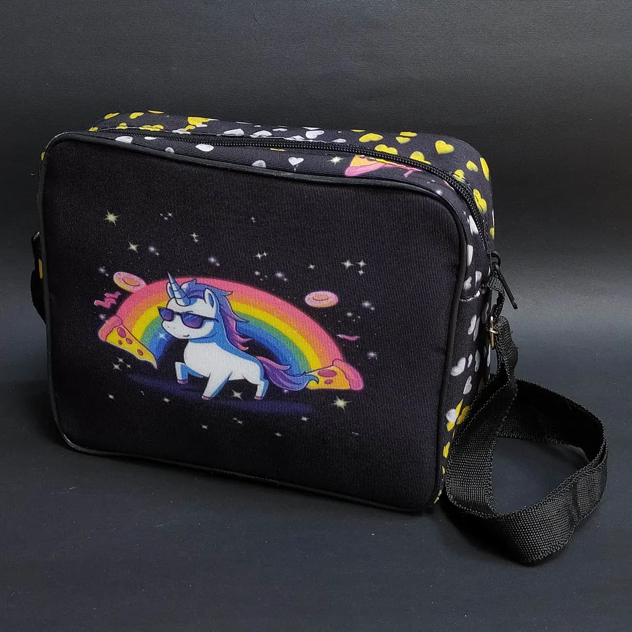 کیف دوشی چاپی برزنت Rainbow Unicorn | طرح یونیکورن رنگین کمانی فانتزی با استایل شاد و دخترانه