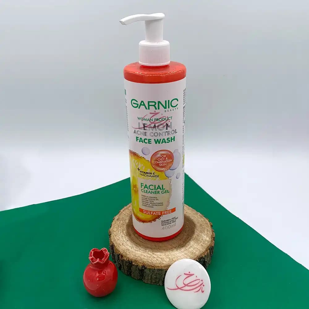 ژل شستشوی صورت ضد جوش و روشن کننده گارنیک GARNIC نارنجی مدل لیمو حاوی ویتامین C و نیاسینامید حجم 400 میلی لیتر