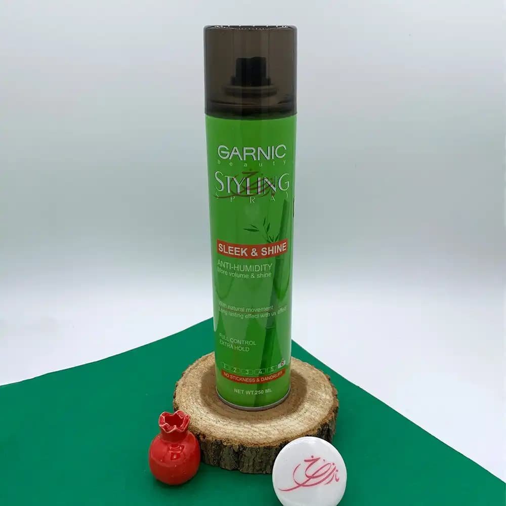 اسپری حالت دهنده و براق کننده مو گارنیک GARNIC مدل Sleek & Shine نگهدارنده بسیار قوی با اثر ضد رطوبت حجم 250 میلی لیتر