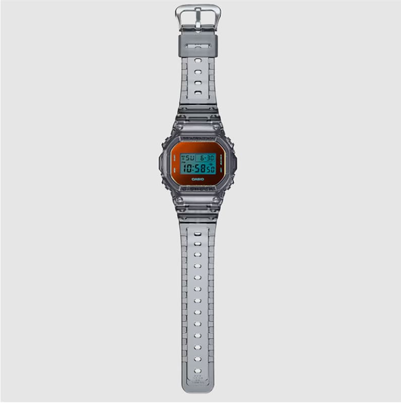 ساعت کاسیو جی شاک مردانه خاکستری دیجیتال DW-5600TLS-8DR — تصویر ۲