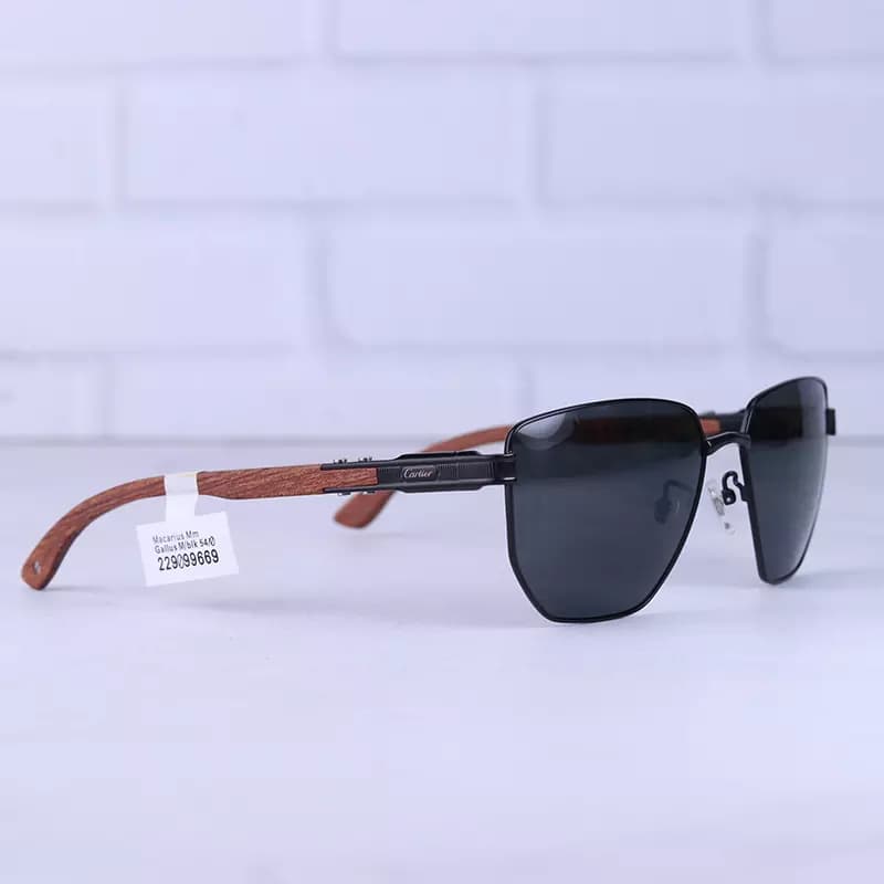 عینک آفتابی مردانه کارتیر مشکی دسته چوبی CT 0460S/1 — تصویر ۴