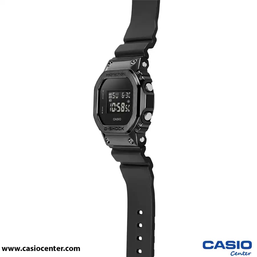 ساعت جی شاک مردانه اصل کاسیو مدل GM-5600UB-1DR — تصویر ۹