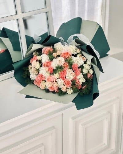 بهترین گل برای تشکر از معلم هنر چیست؟